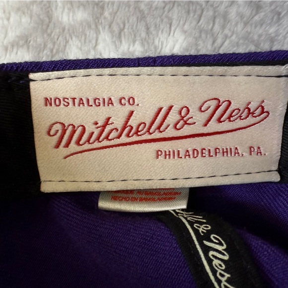 Mitchell Ness Charlotte Hornets Snapback Hat Blue Script Wool Hardwood Classics - Picture 5 of 7